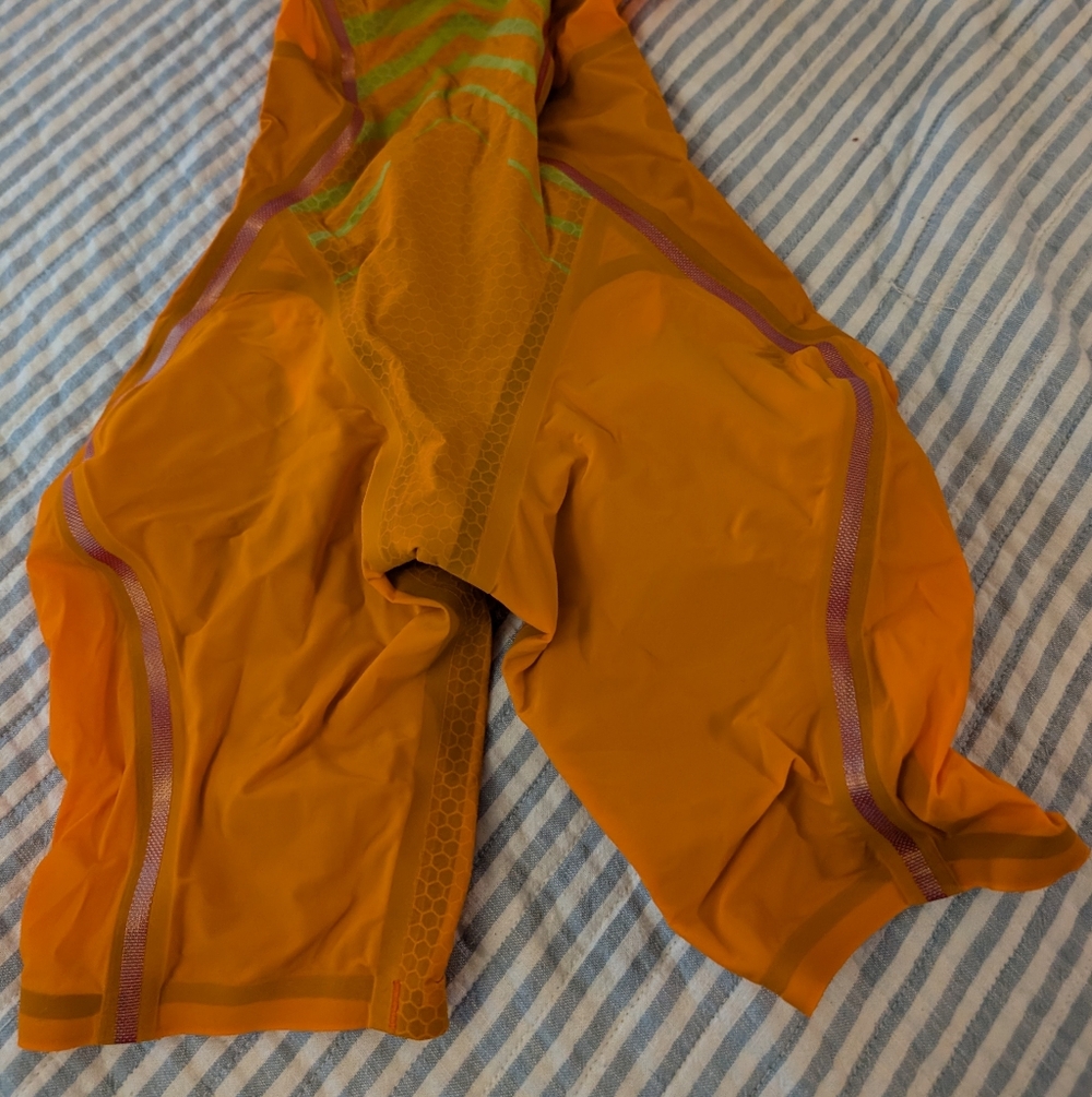 Speedo Pure Intent Size 22 Open Back Sonic Scorch NWT - Picture 6 of 6
